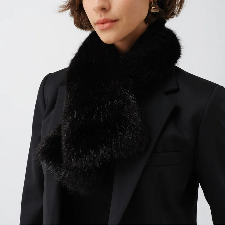 Jet Tippet Scarf