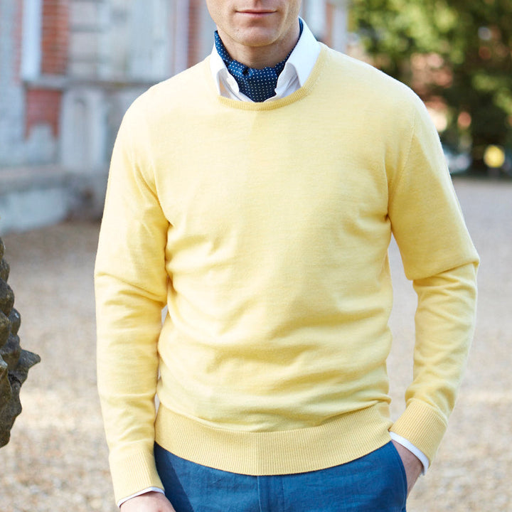 Kyan Pale Yellow Crew Neck Long Sleeve Pullover