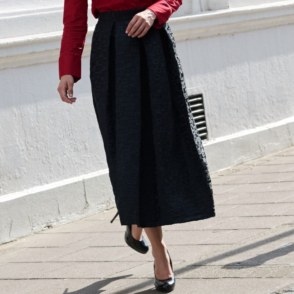 Luna Textured Skirt