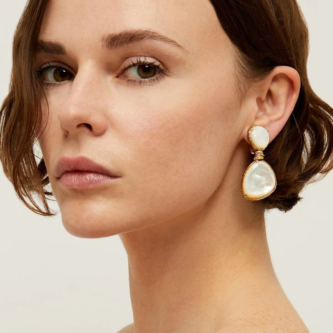 Silia Earrings