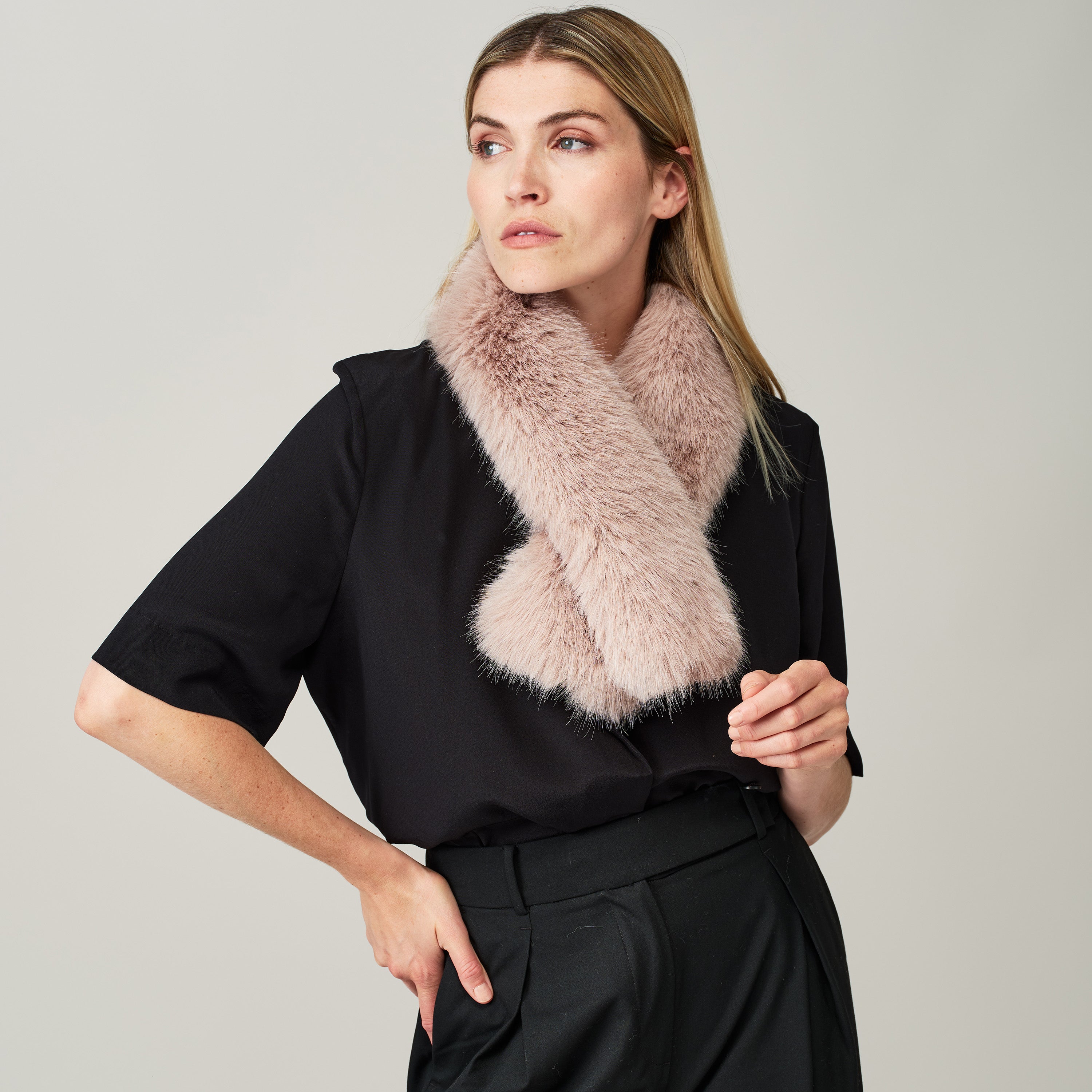 Ede & Ravenscroft | Helen Moore Quartz Tippet Scarf | Pink