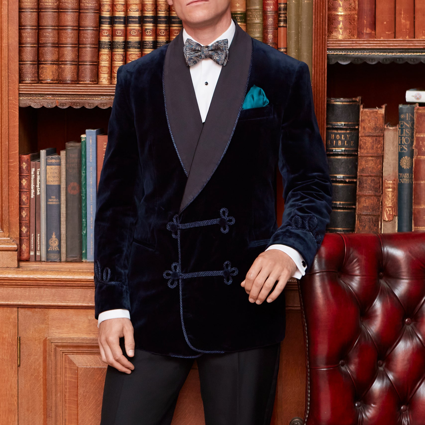 Ede & Ravenscroft | Bloomsbury Navy Velvet Jacket | Navy